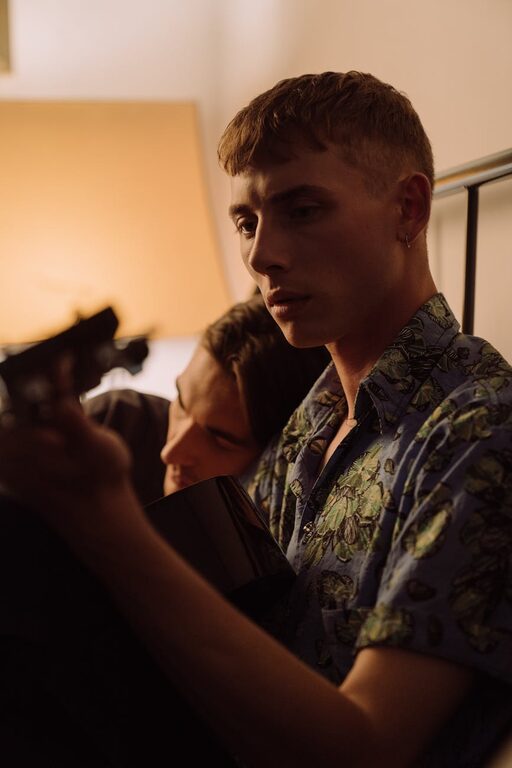 How to Create a Relaxing Playlist for Evenings